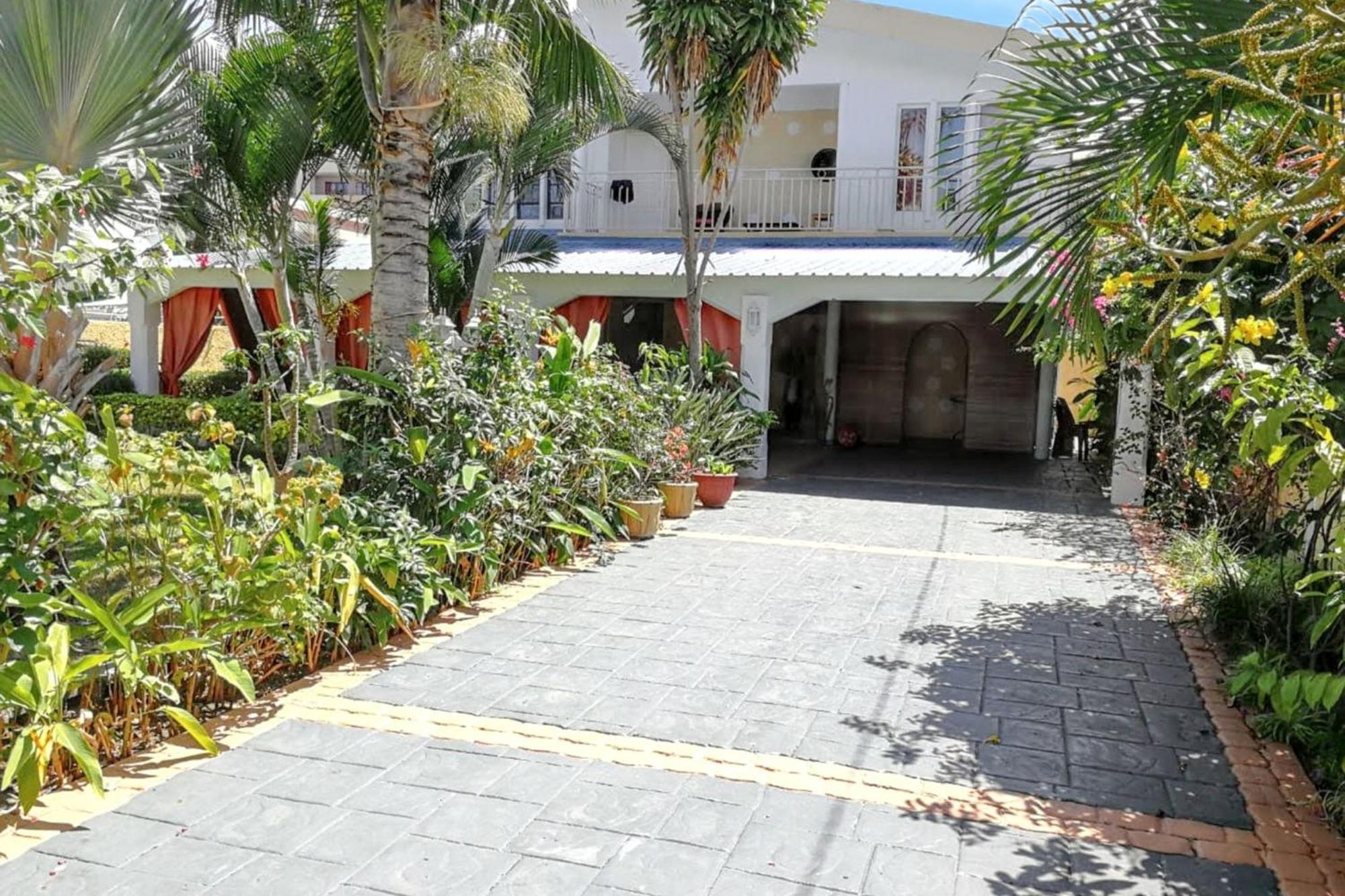 Charming Studio In Flic En Flac With Enclosed Garden 25M² エクステリア 写真